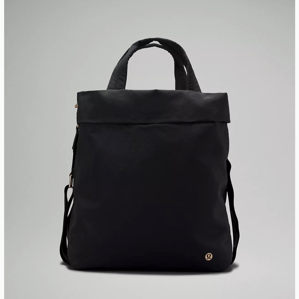 Lululemon On My Level Bag